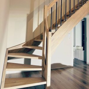 Standardtreppe mit Grauakzent 1