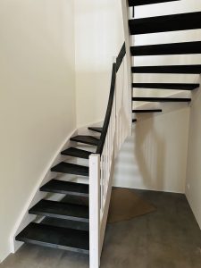 Standardtreppe mit Kontrast